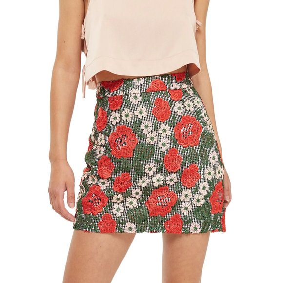 Topshop Dresses & Skirts - Topshop Rose Lace Gingham Skirt in Size 8